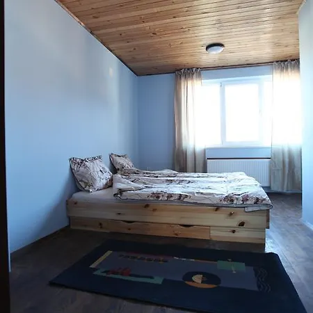 度假居 阿诗科瓦度假屋 *
